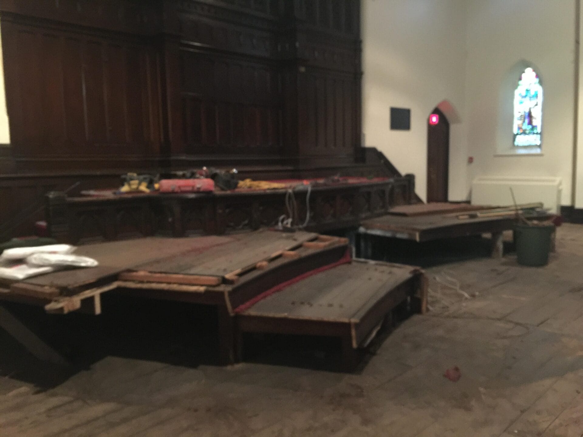 Stage construction, central presbyterian church, cambridge, ontario