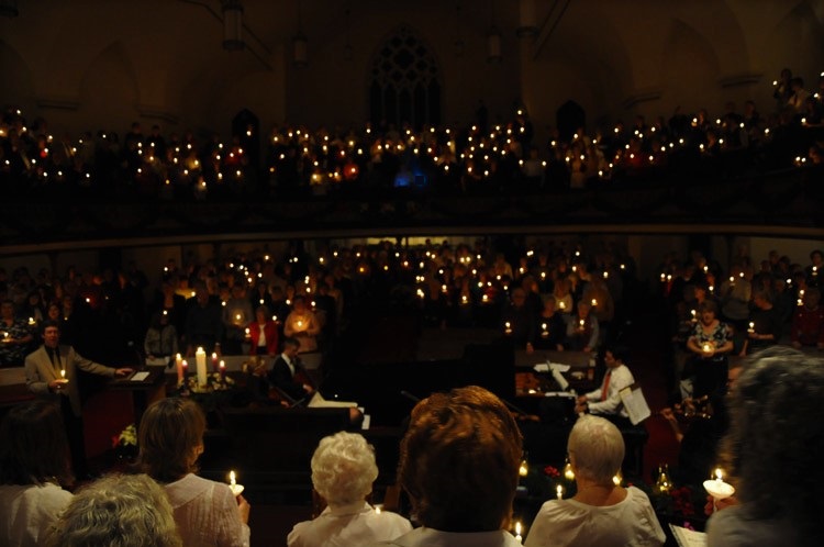 Candlelight service